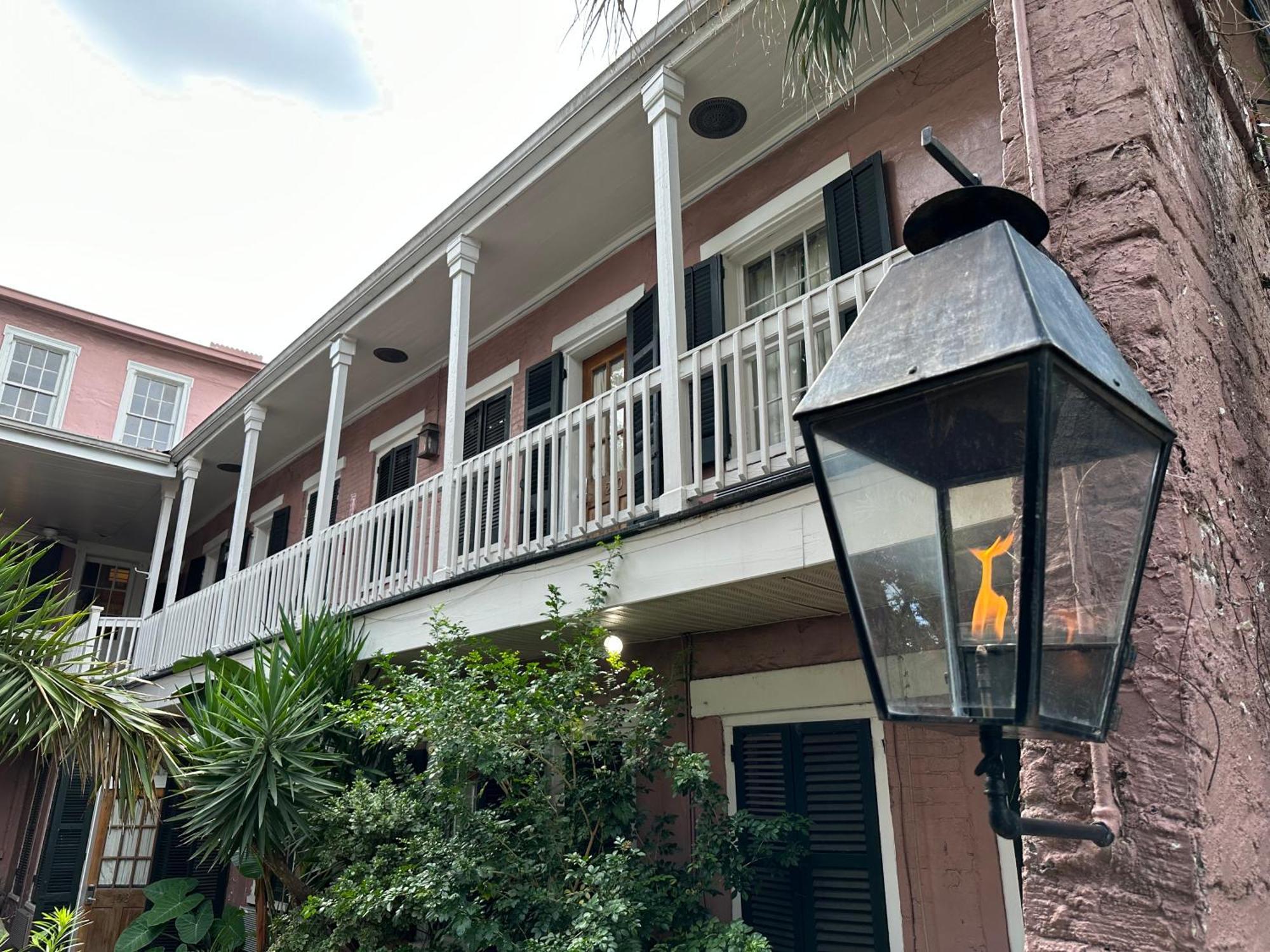 Lamothe House Hotel A French Quarter Guest Houses Property Nova Orleães Exterior foto