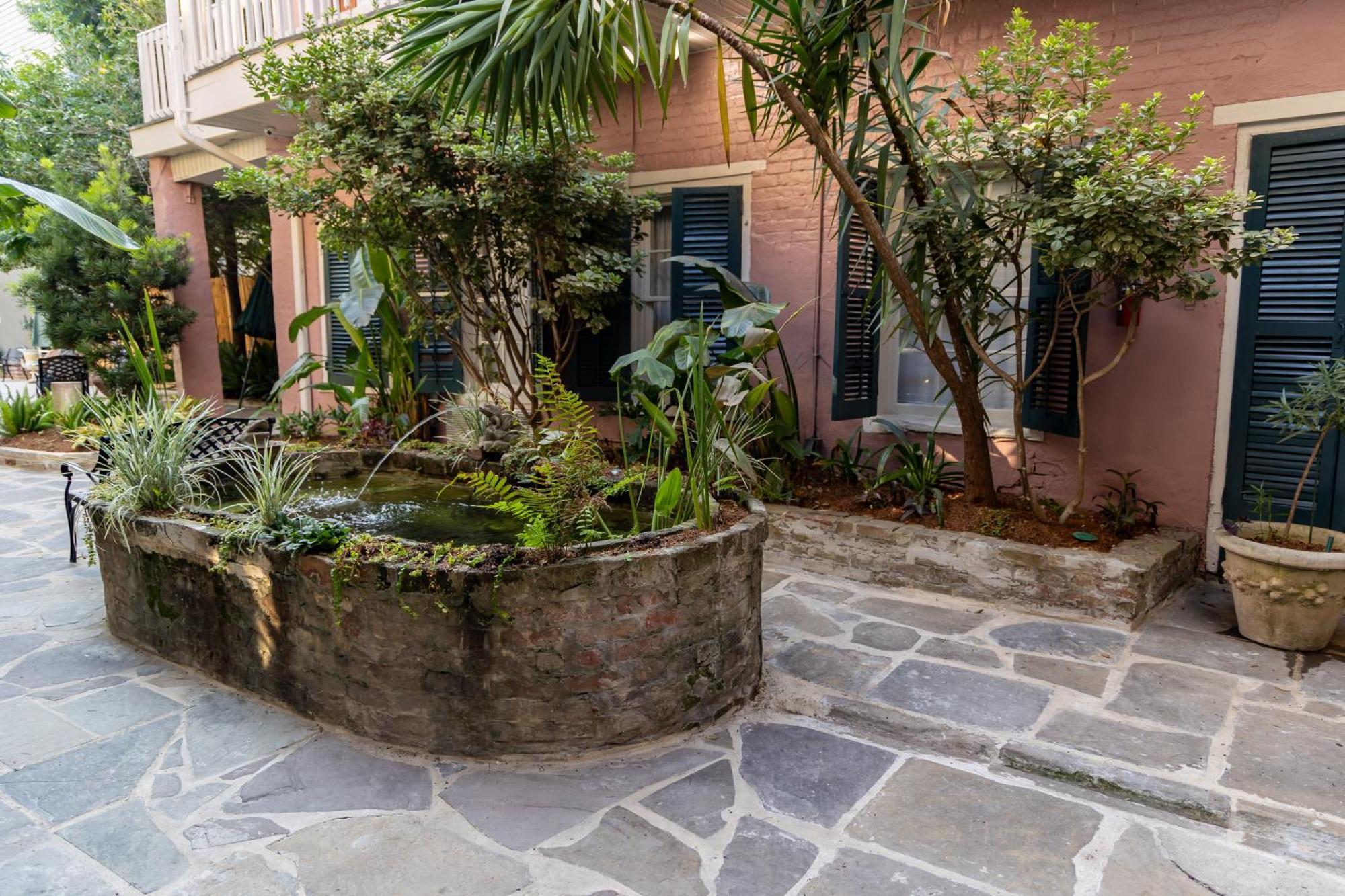 Lamothe House Hotel A French Quarter Guest Houses Property Nova Orleães Exterior foto
