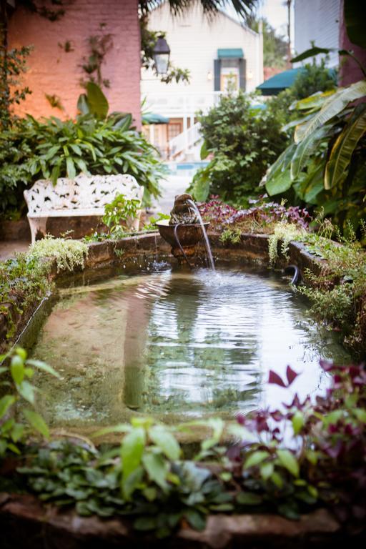 Lamothe House Hotel A French Quarter Guest Houses Property Nova Orleães Exterior foto