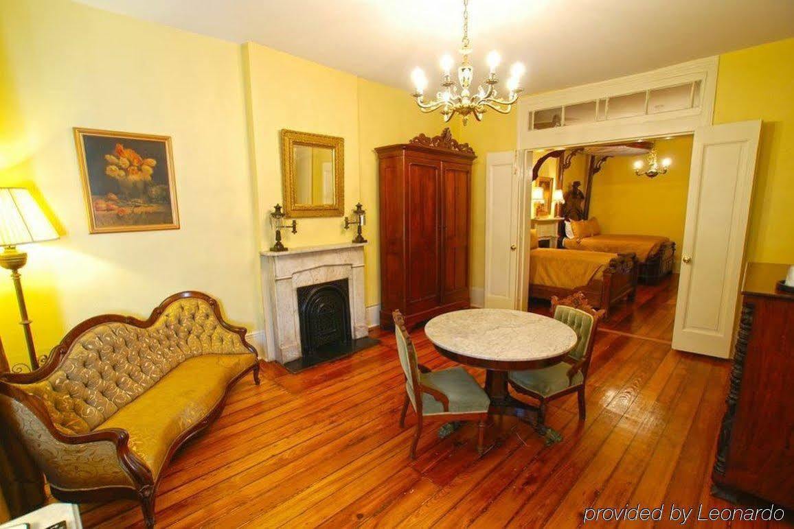 Lamothe House Hotel A French Quarter Guest Houses Property Nova Orleães Exterior foto