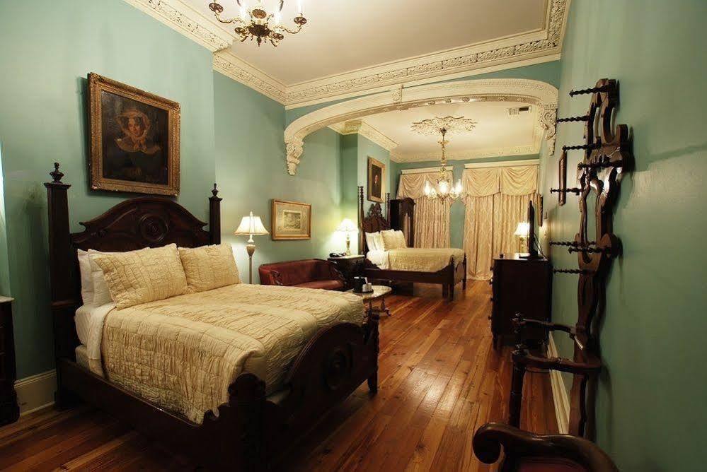 Lamothe House Hotel A French Quarter Guest Houses Property Nova Orleães Exterior foto
